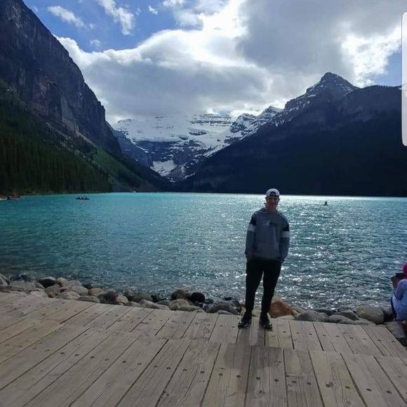 Meet your Posher, Draeden - Picture 1 of 1